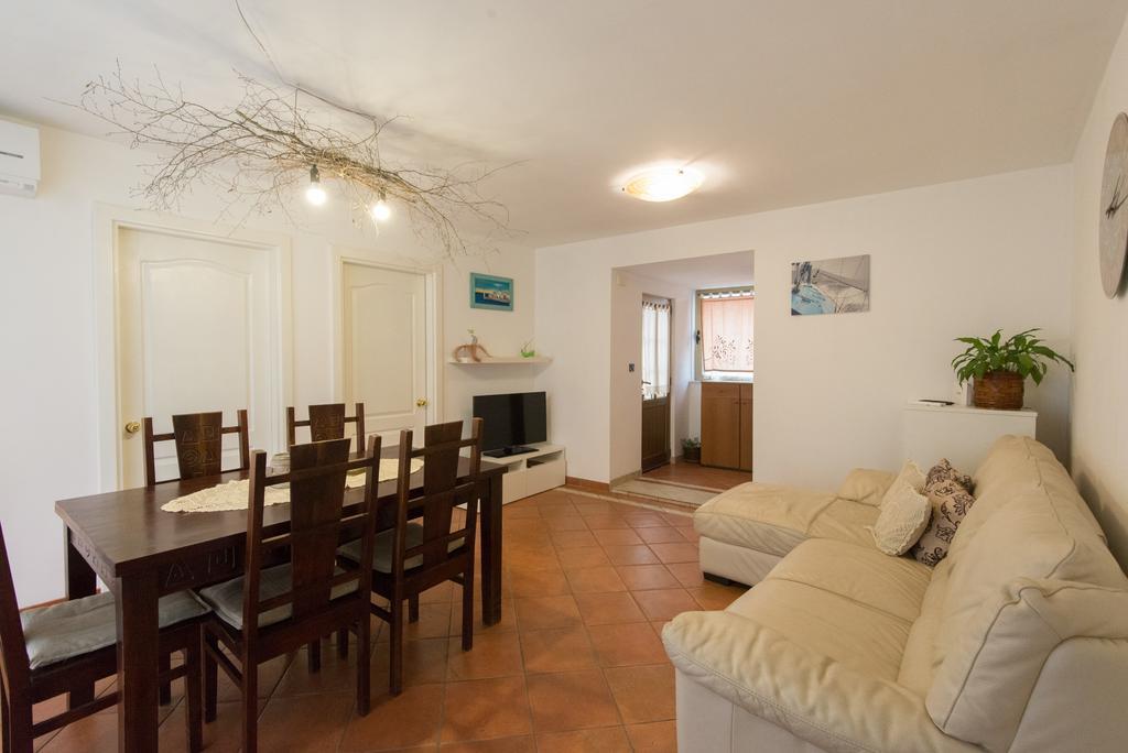 Apartment Roberta Рієка Екстер'єр фото